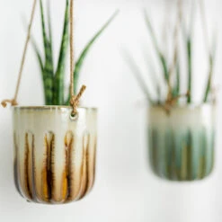 Alice Hanging Plant Pots - Set Of 3 - Caramel 8 Alice Hanging Plant Pots - Set Of 3 - Caramel -Plant potted plants Alice Hanging Plant Pots Set of 3 Caramel Lifestyle 02